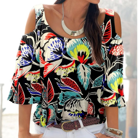 VENUS Tops - Cold shoulder top